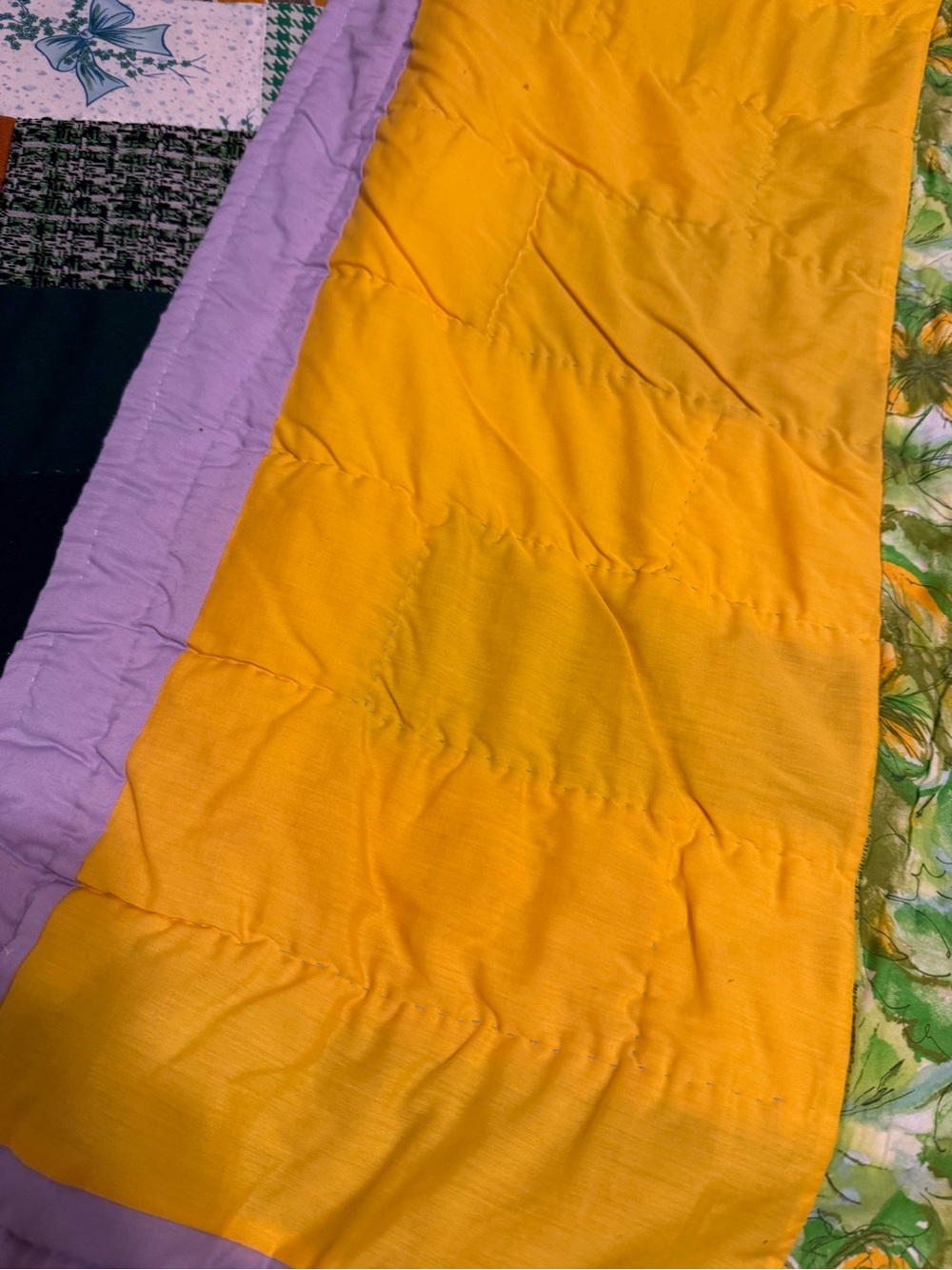 Handmade scrap patchwork quilt - Picture 6 of 11